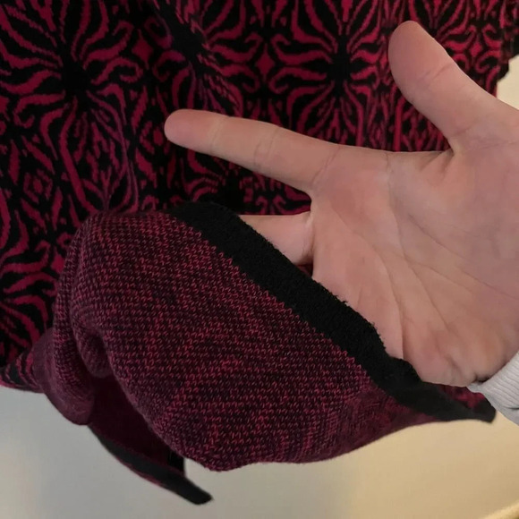 Kim Rogers Womens Red Black Sweater Tunic Large Knit Geometric Slit Long Sleeve - Picture 6 of 7